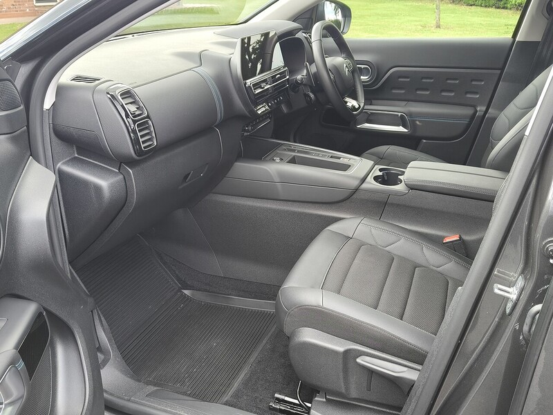 Citroen 1.2 PureTech MHEV MAX 1.2 5dr SUV Automatic Petrol Hybrid