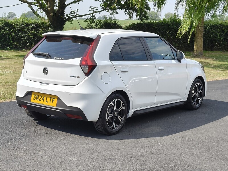 MG 1.5 VTi-TECH Exclusive Nav Hatchback 5dr Petrol Manual Euro 6 (s/s) (106 ps)