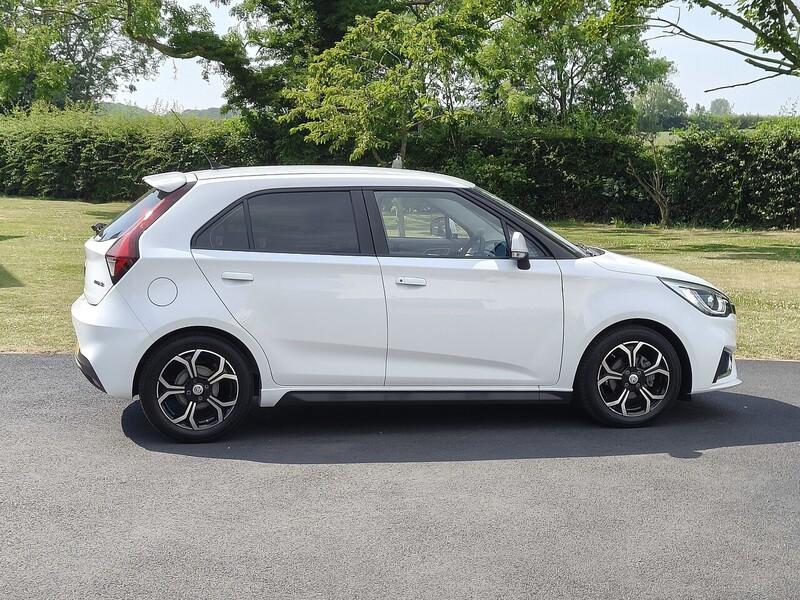 MG 1.5 VTi-TECH Exclusive Nav Hatchback 5dr Petrol Manual Euro 6 (s/s) (106 ps)
