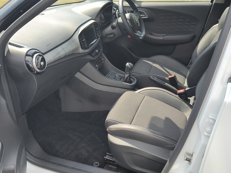 MG 1.5 VTi-TECH Exclusive Nav Hatchback 5dr Petrol Manual Euro 6 (s/s) (106 ps)