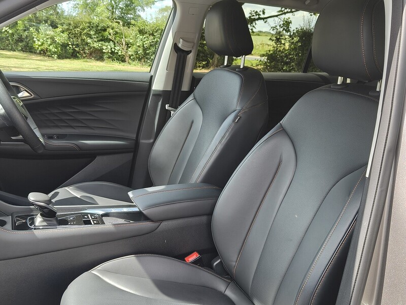 MG Trophy Hybrid+ 1.5 5dr SUV Automatic Petrol Hybrid