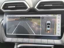 MG ZS Trophy Hybrid+