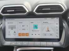 MG ZS Trophy Hybrid+