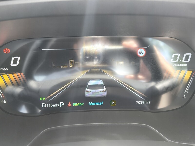 MG 1.5 Hybrid+ Trophy SUV 5dr Petrol Hybrid Auto Euro 6 (s/s) (196 ps)