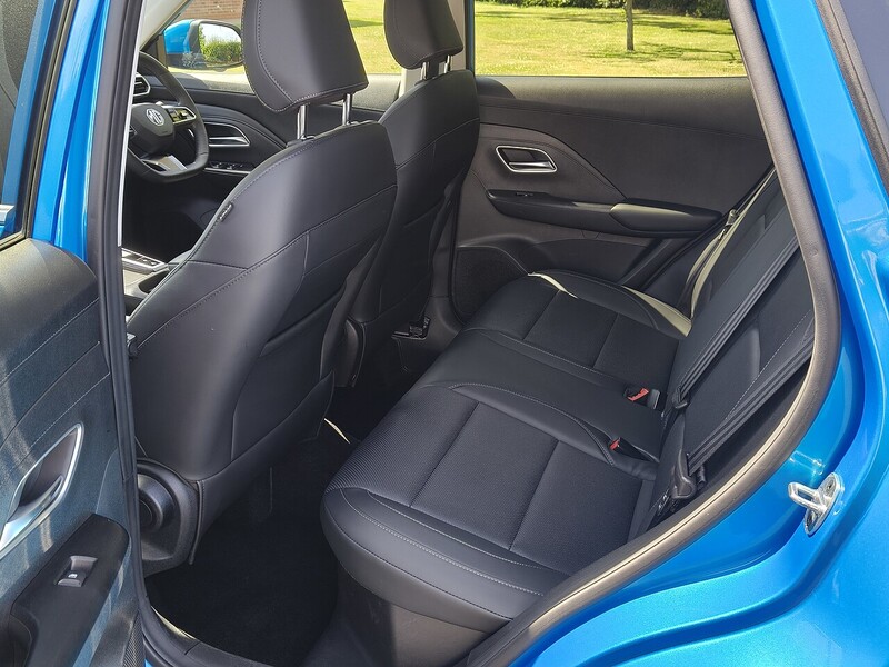 MG 1.5 Hybrid+ Trophy SUV 5dr Petrol Hybrid Auto Euro 6 (s/s) (196 ps)