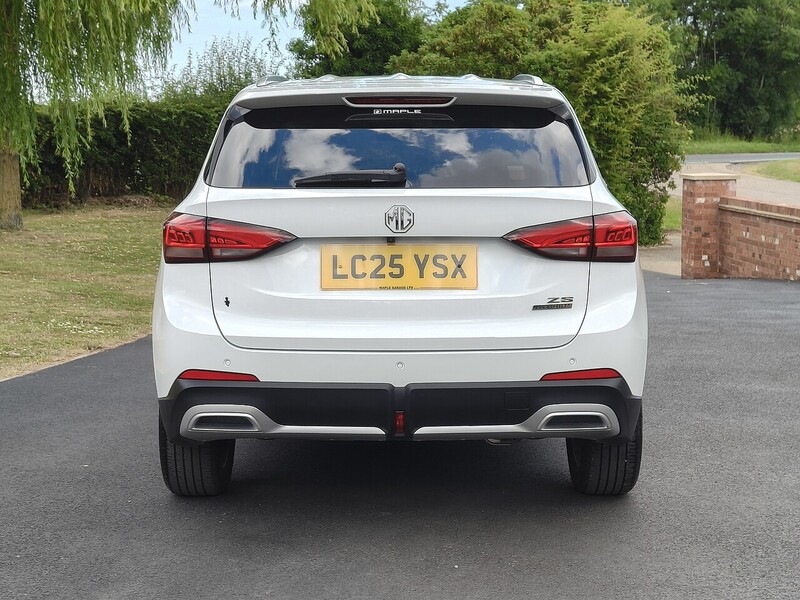 MG Hybrid+ Trophy 1.5 5dr SUV Automatic Petrol Hybrid