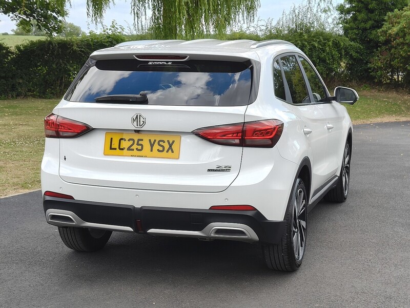 MG Hybrid+ Trophy 1.5 5dr SUV Automatic Petrol Hybrid