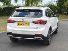 MG ZS Trophy Hybrid+