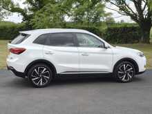 MG ZS Trophy Hybrid+