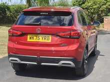 MG ZS Trophy Hybrid+