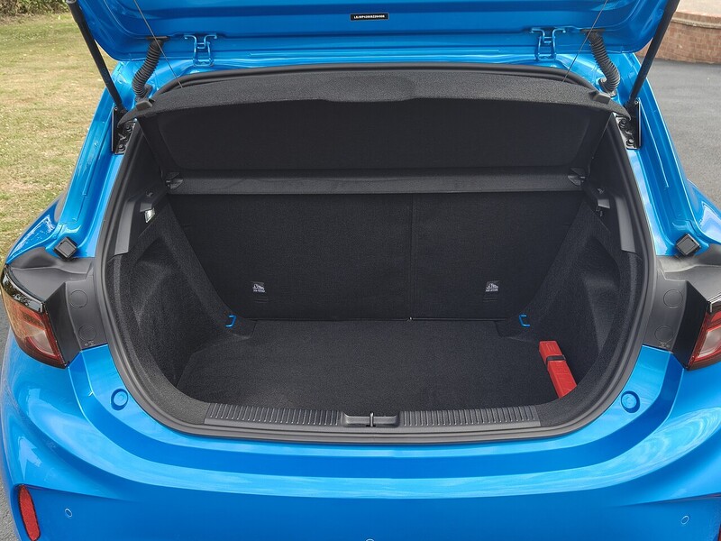 MG 1.5 Hybrid+ Trophy Hatchback 5dr Petrol Hybrid Auto Euro 6 (s/s) (194 ps)