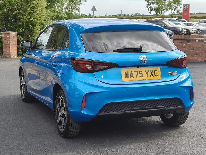 MG 1.5 Hybrid+ Trophy Hatchback 5dr Petrol Hybrid Auto Euro 6 (s/s) (194 ps)