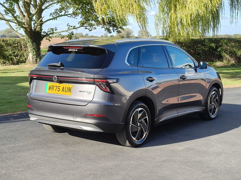 MG Trophy Long Range 64kWh 0.0 5dr SUV Automatic Electric