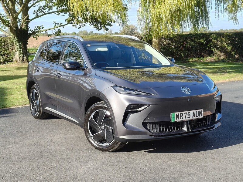 MG Trophy Long Range 64kWh 0.0 5dr SUV Automatic Electric