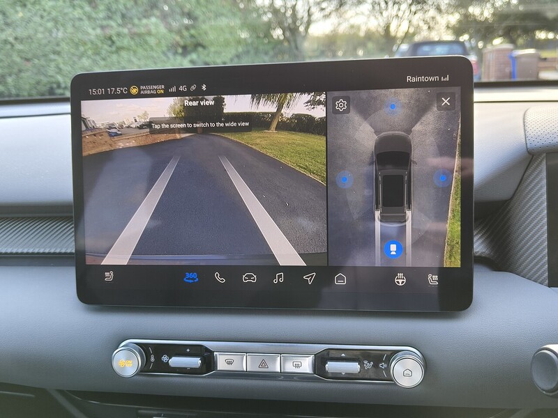 MG Trophy Long Range 64kWh 0.0 5dr SUV Automatic Electric