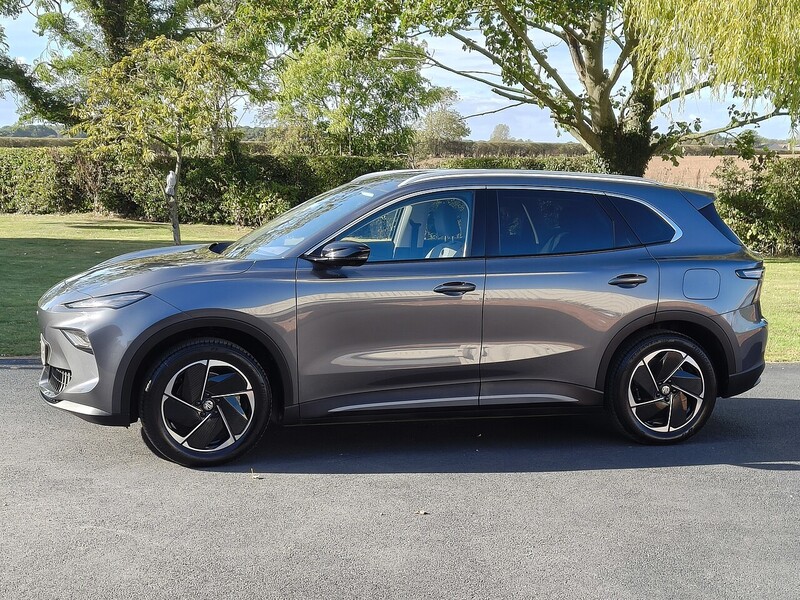 MG Trophy Long Range 64kWh 0.0 5dr SUV Automatic Electric
