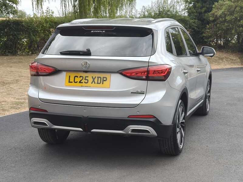 MG 1.5 Hybrid+ Trophy SUV 5dr Petrol Hybrid Auto Euro 6 (s/s) (196 ps)