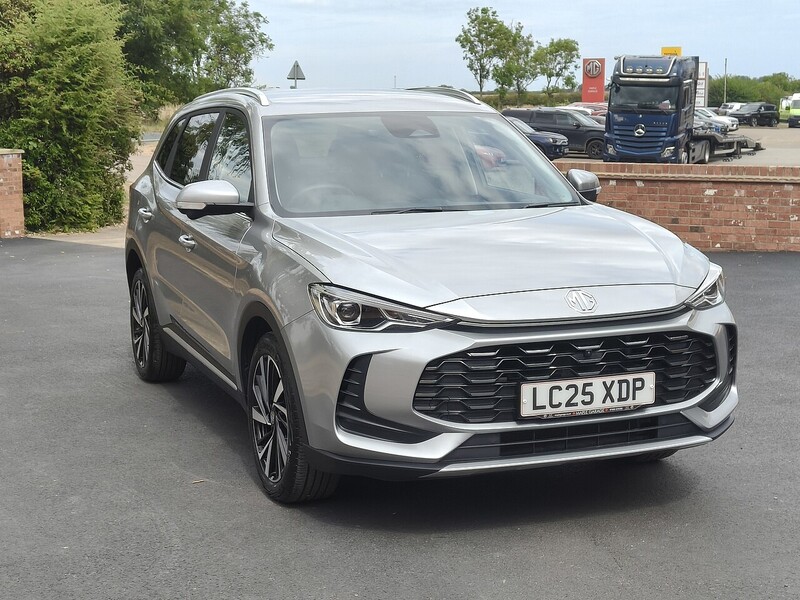 MG 1.5 Hybrid+ Trophy SUV 5dr Petrol Hybrid Auto Euro 6 (s/s) (196 ps)