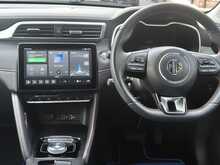 MG ZS Trophy Connect 51kWh
