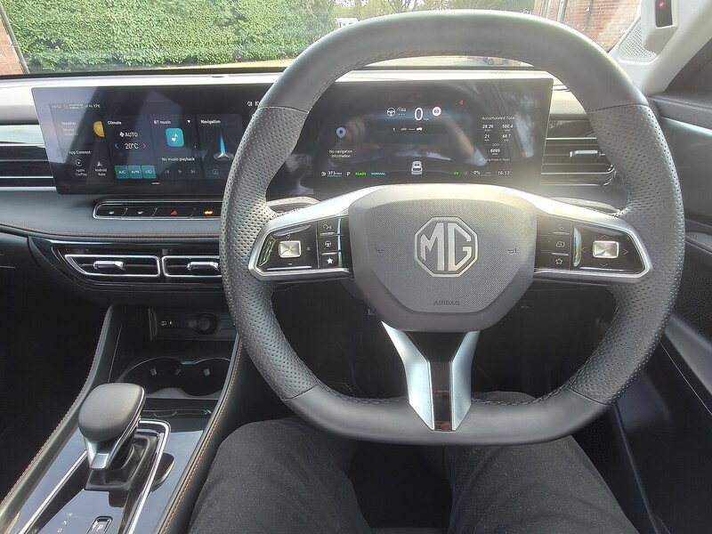 MG Trophy Hybrid+ 1.5 5dr SUV Automatic Petrol Hybrid