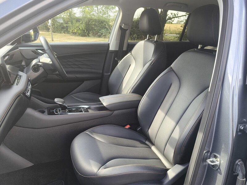 MG Trophy Hybrid+ 1.5 5dr SUV Automatic Petrol Hybrid