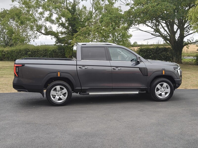 KGM Rhino Plus LWB 2.2 4dr Pickup Auto Diesel