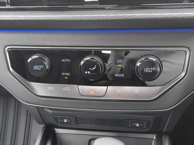 KGM Rhino Plus LWB 2.2 4dr Pickup Auto Diesel