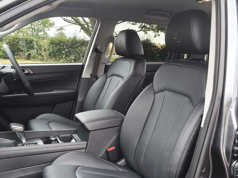 KGM Rhino Plus LWB 2.2 4dr Pickup Auto Diesel