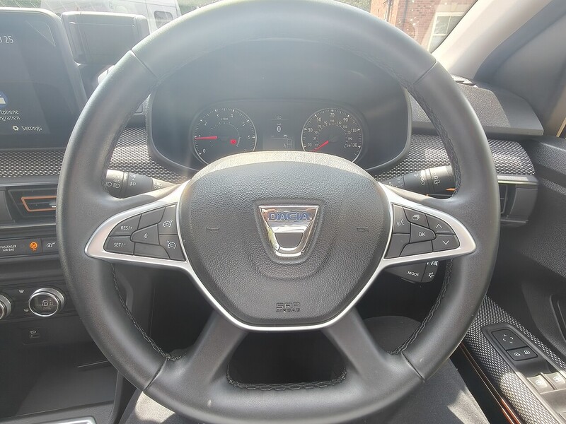 Dacia TCe Prestige Hatchback 1.0 Manual Petrol