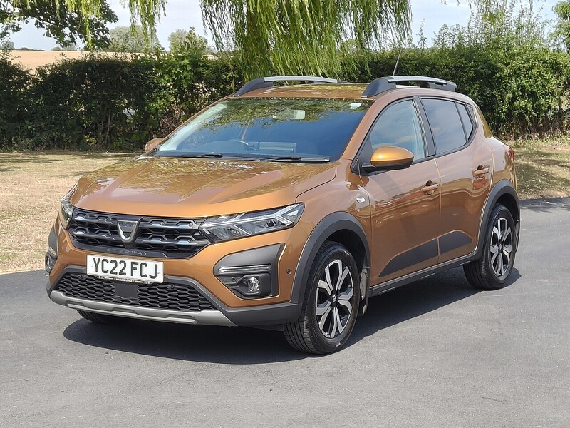 Dacia TCe Prestige Hatchback 1.0 Manual Petrol