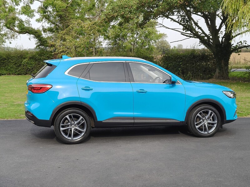 MG Exclusive 1.5 5dr SUV Automatic Petrol