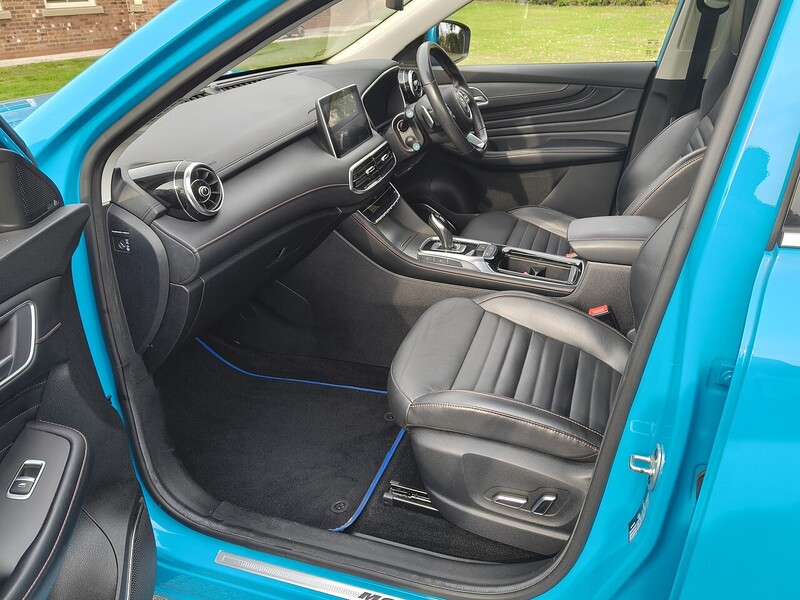 MG Exclusive 1.5 5dr SUV Automatic Petrol