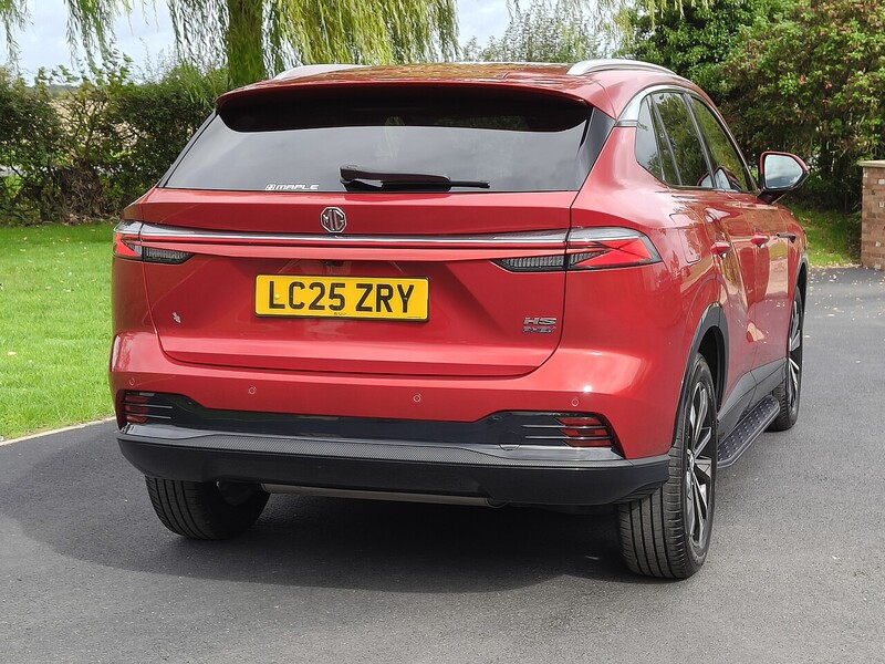 MG T-GDI Trophy Plug in Hybrid 1.5 5dr SUV Automatic Petrol Plug-in Hybrid