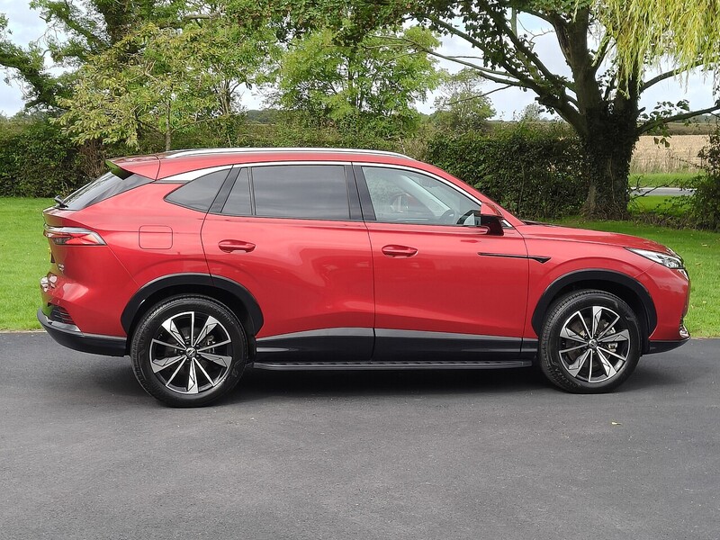 MG T-GDI Trophy Plug in Hybrid 1.5 5dr SUV Automatic Petrol Plug-in Hybrid