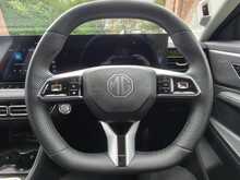 MG HS Trophy Plug In Hybrid
