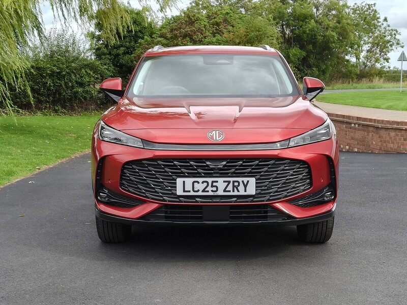 MG T-GDI Trophy Plug in Hybrid 1.5 5dr SUV Automatic Petrol Plug-in Hybrid