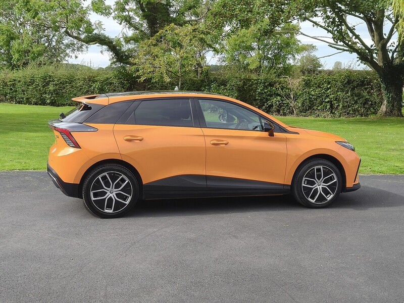 MG 77kWh Trophy Extended Range Hatchback 5dr Electric Auto (245 ps)