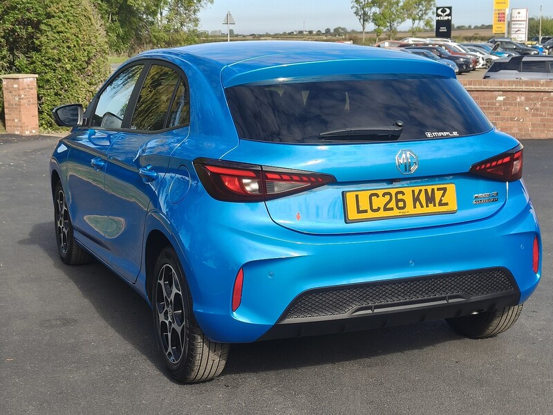 MG 1.5 Hybrid+ Trophy Hatchback 5dr Petrol Hybrid Auto Euro 6 (s/s) (194 ps)