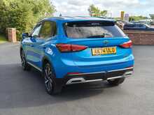 MG ZS Trophy Hybrid+