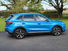 MG ZS Trophy Hybrid+