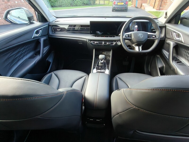 MG Trophy Hybrid+ 1.5 5dr SUV Automatic Petrol Hybrid