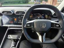 MG ZS Trophy Hybrid+