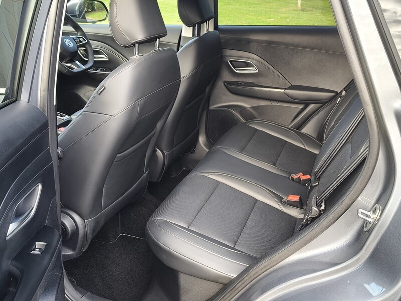 MG Trophy Hybrid+ 1.5 5dr SUV Automatic Petrol Hybrid
