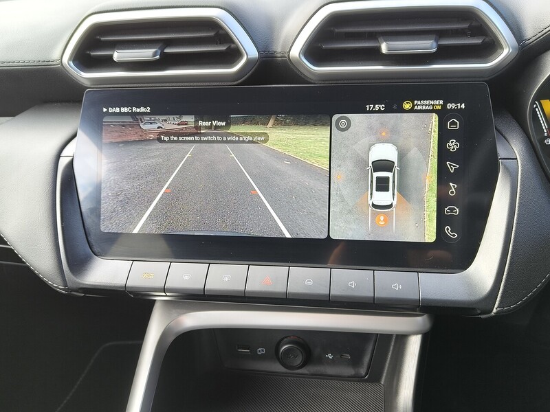 MG Trophy Hybrid+ 1.5 5dr SUV Automatic Petrol Hybrid