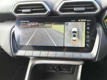 MG ZS Trophy Hybrid+