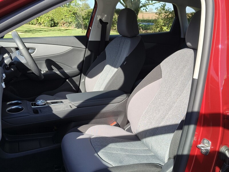 MG SE Long Range 64kWh 0.0 5dr SUV Automatic Electric