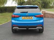 MG ZS Trophy Hybrid+