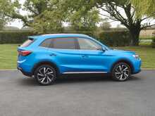 MG ZS Trophy Hybrid+