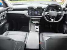 MG ZS Trophy Hybrid+