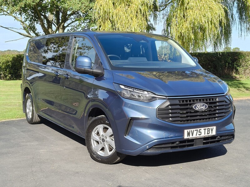 Ford 2.0 320 EcoBlue Limited Crew Van Double Cab 5dr Diesel Auto L2 H1 Euro 6 (s/s) (170 ps)